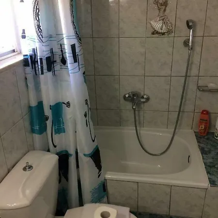ανεξάρτητη σύγχρονη μονοκατοικία στην Apartmán *